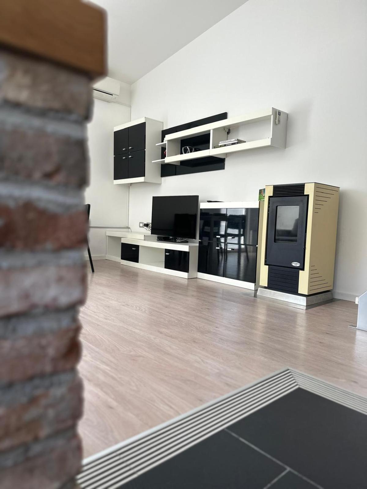 Apartment Stucin Vipava Esterno foto